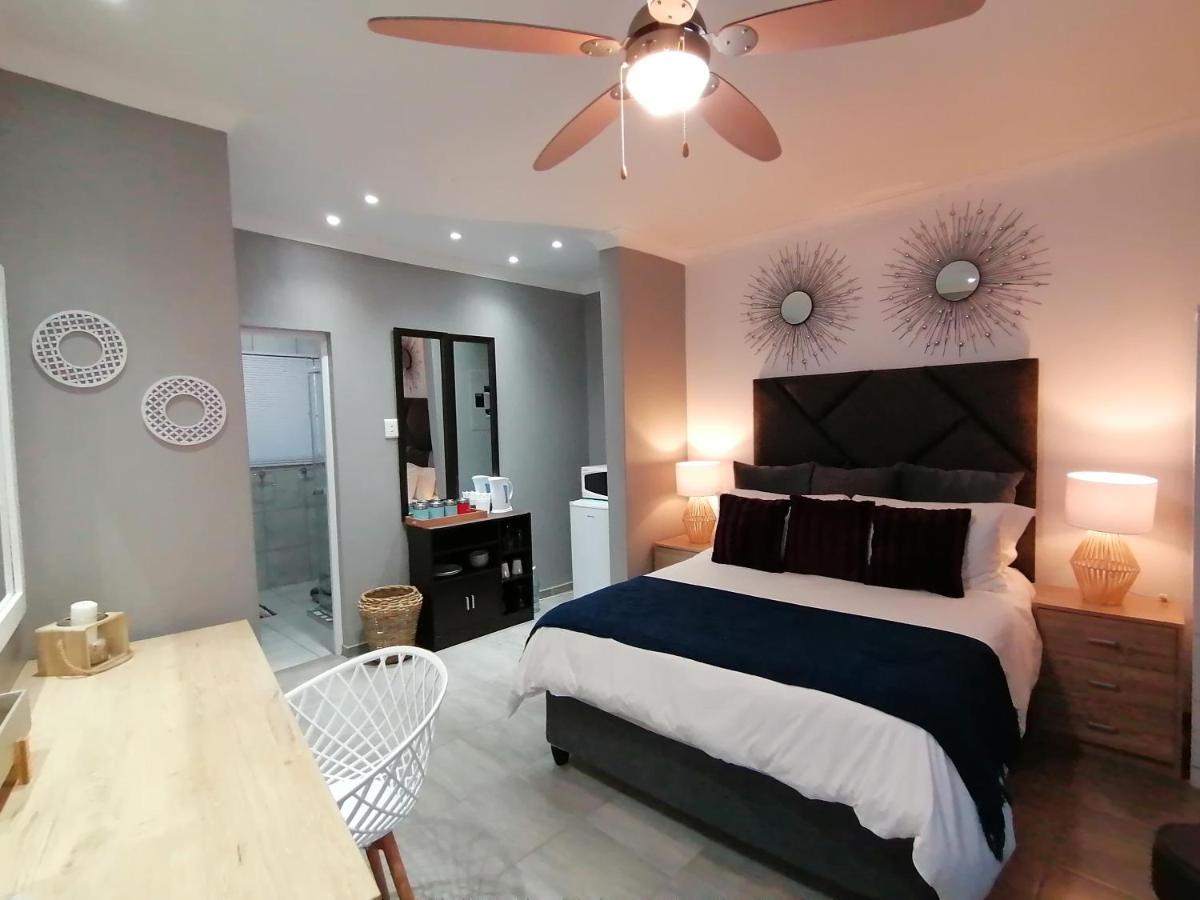 Roxy'S Rest Guest House Vanderbijlpark Luaran gambar