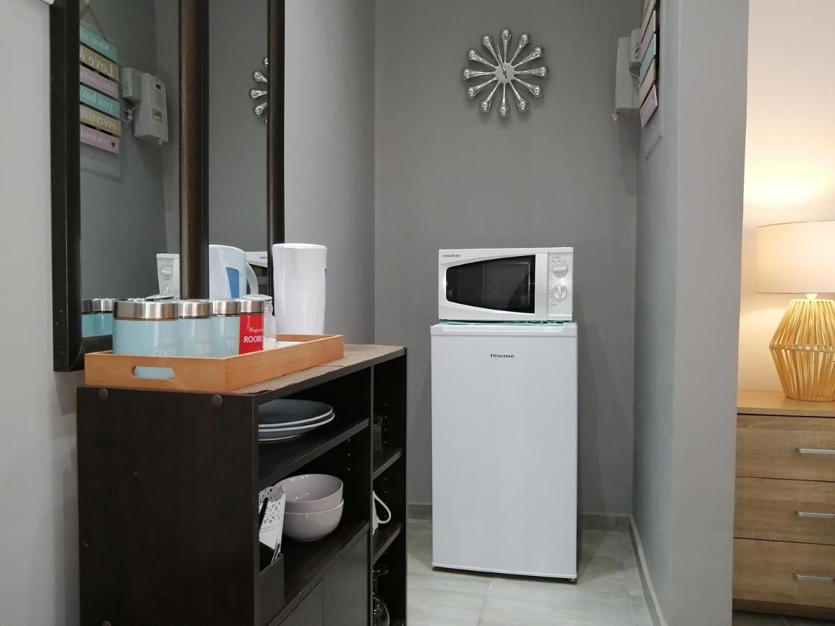 Roxy'S Rest Guest House Vanderbijlpark Luaran gambar