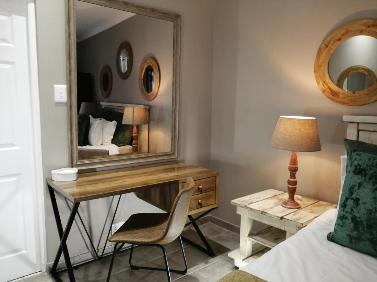 Roxy'S Rest Guest House Vanderbijlpark Luaran gambar