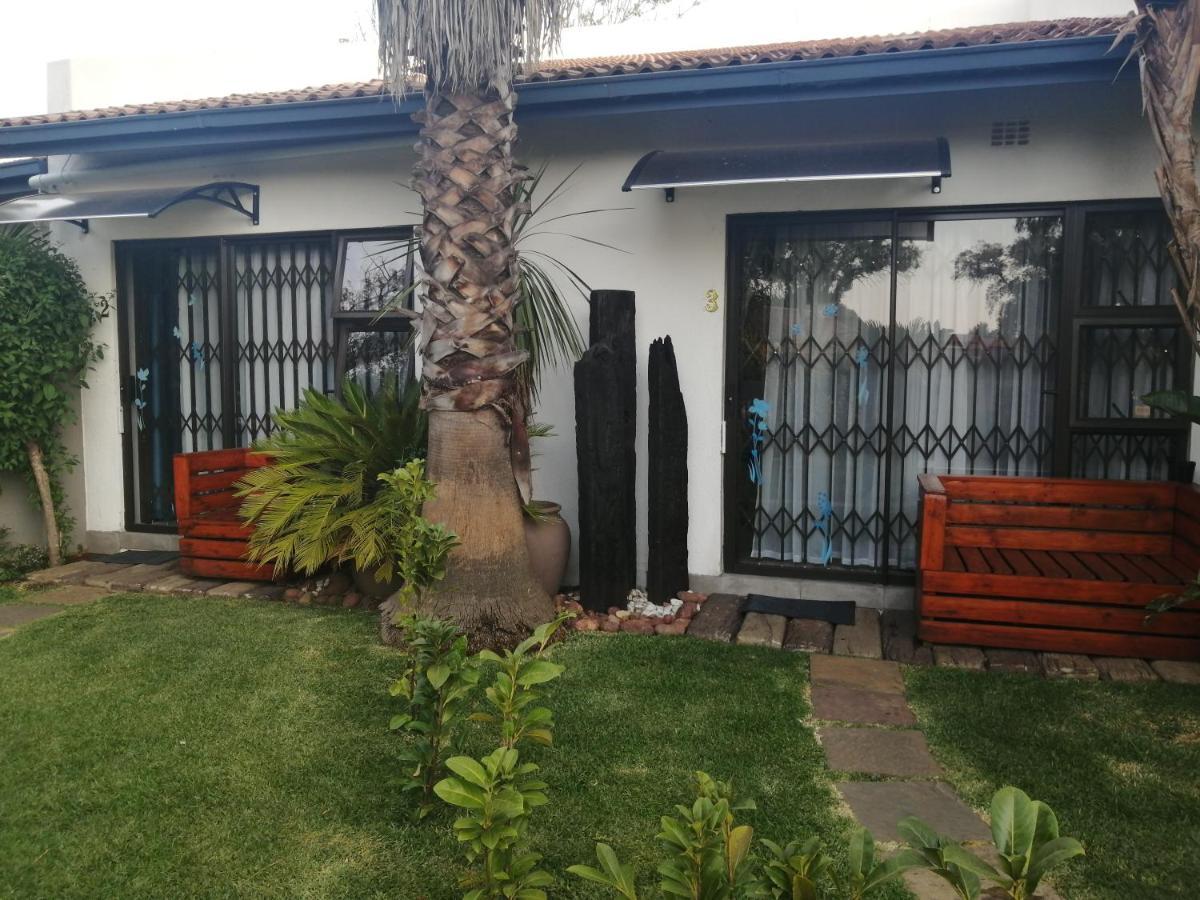 Roxy'S Rest Guest House Vanderbijlpark Luaran gambar