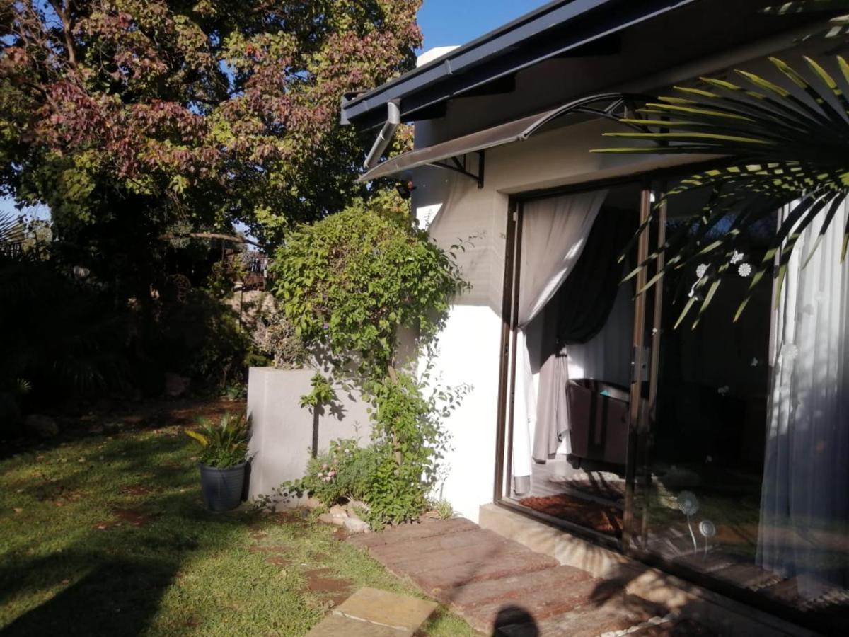 Roxy'S Rest Guest House Vanderbijlpark Luaran gambar