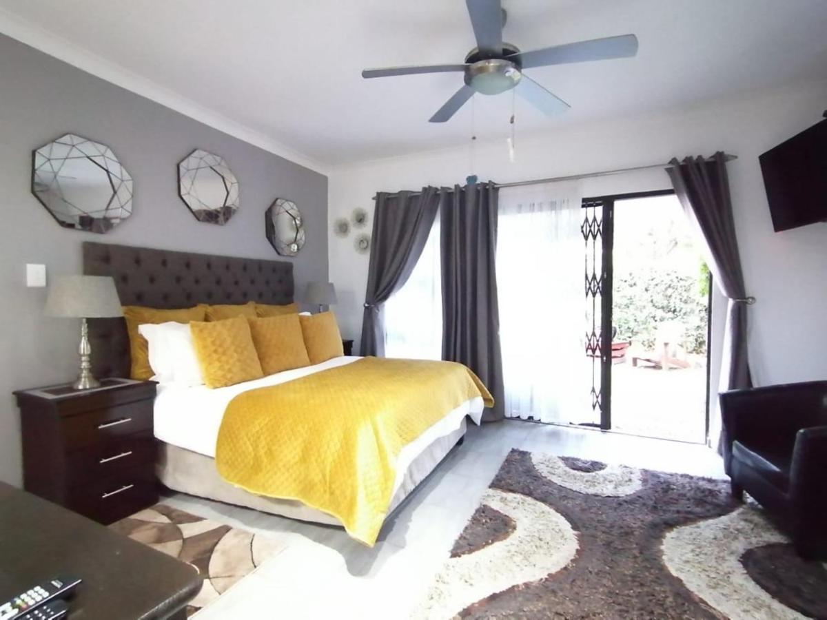 Roxy'S Rest Guest House Vanderbijlpark Luaran gambar