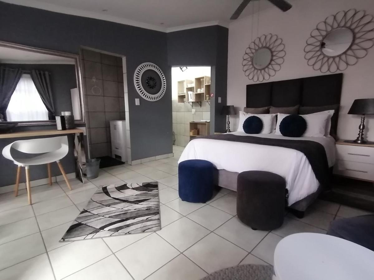 Roxy'S Rest Guest House Vanderbijlpark Luaran gambar